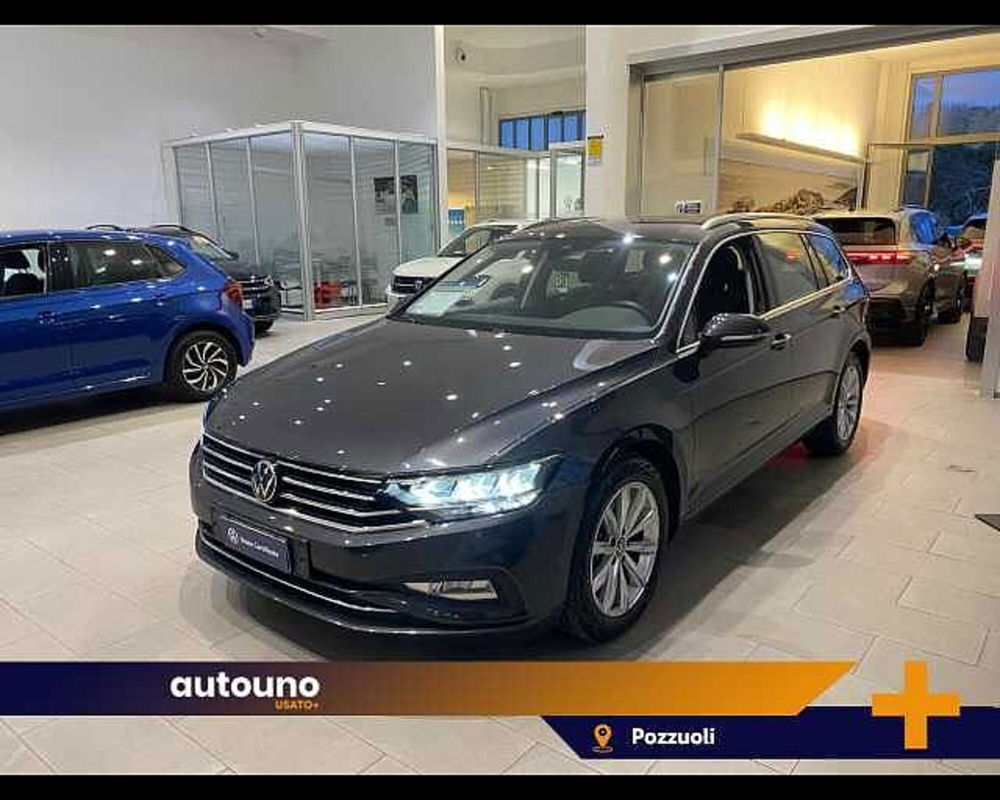 Volkswagen Passat Variant usata a Napoli