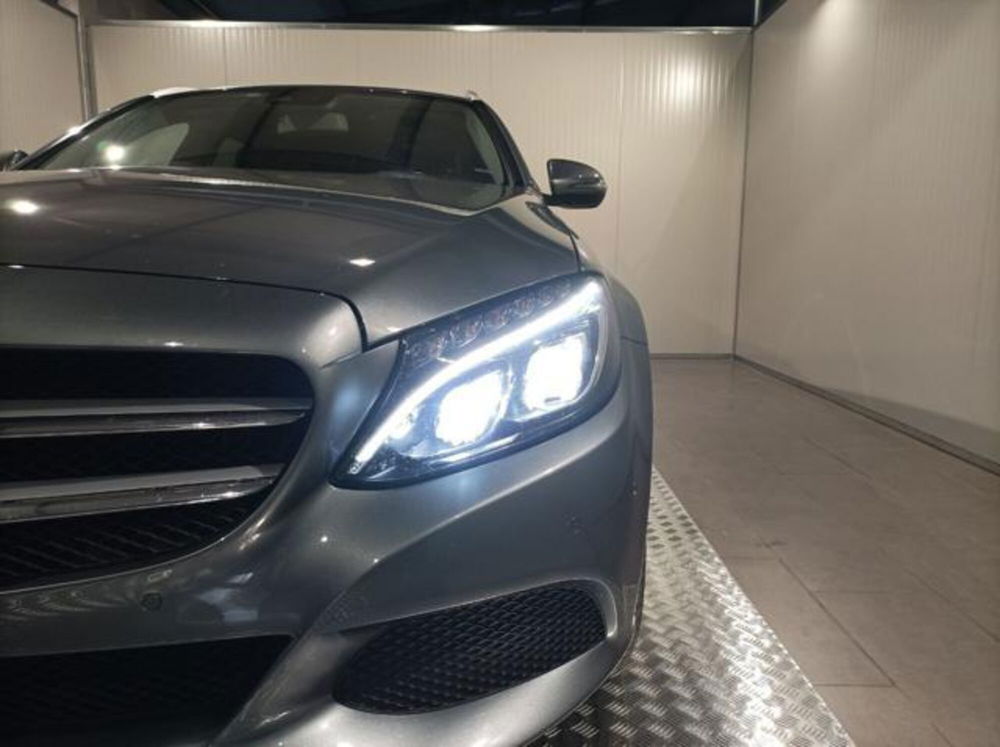 Mercedes-Benz Classe C Station Wagon usata a Milano (2)