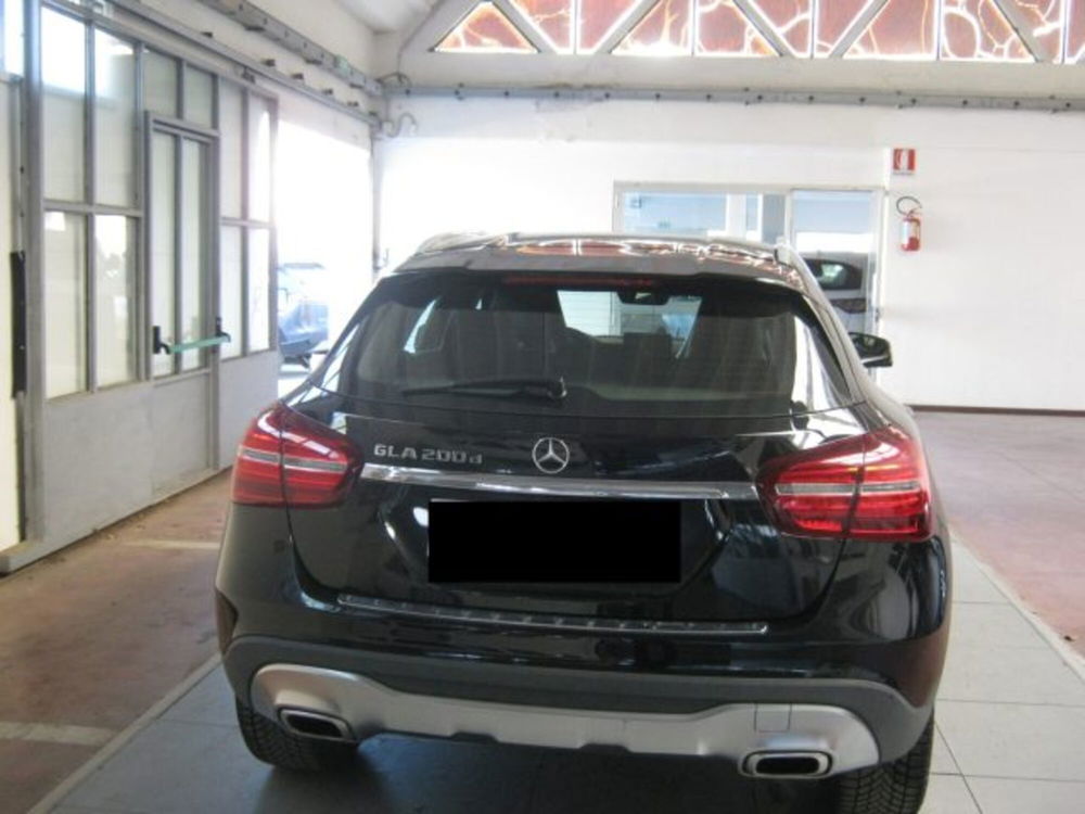 Mercedes-Benz GLA SUV usata a Ascoli Piceno (4)