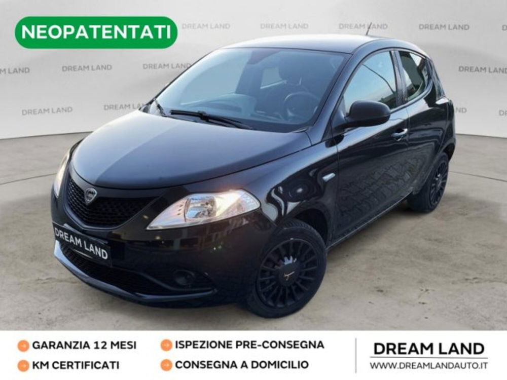 Lancia Ypsilon usata a Livorno