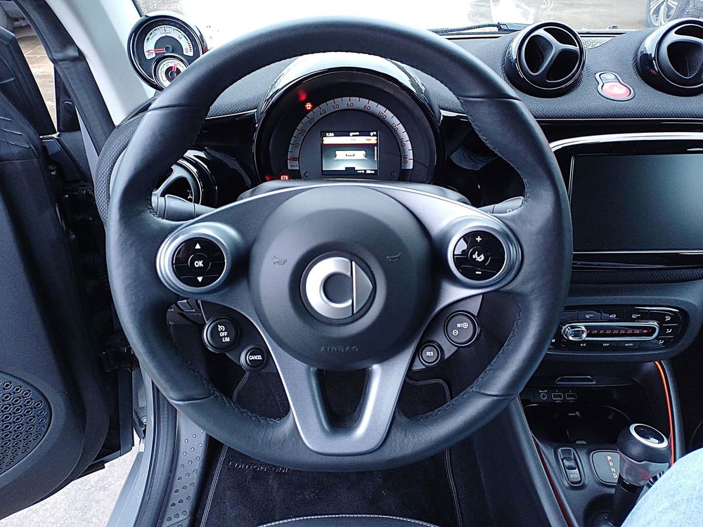 smart Fortwo usata a Genova (15)