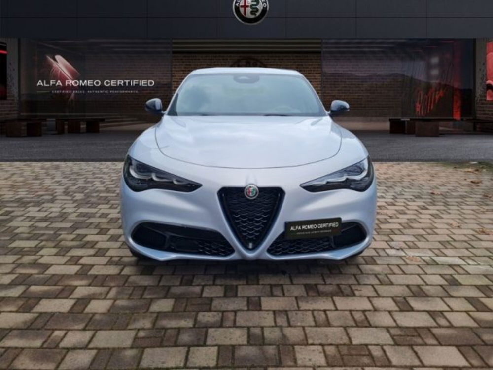 Alfa Romeo Stelvio nuova a Monza e Brianza (2)