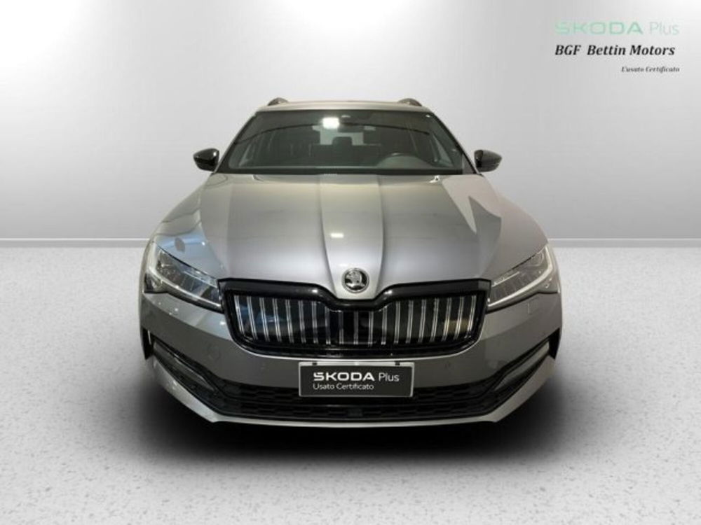 Skoda Superb Station Wagon usata a Padova (2)