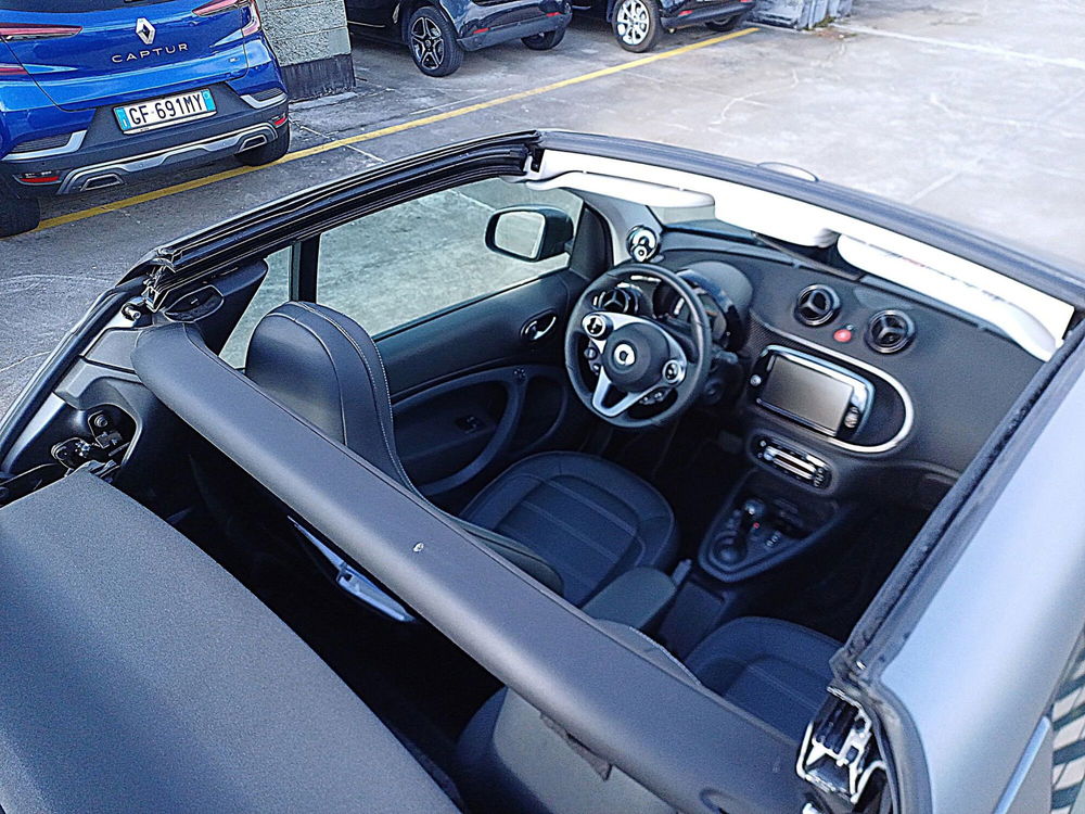 smart Fortwo Cabrio usata a Genova (17)