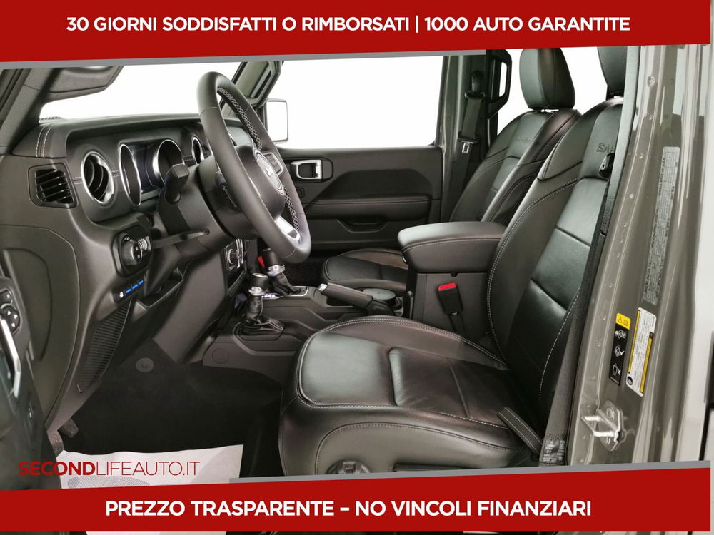 Jeep Wrangler Unlimited usata a Roma (5)