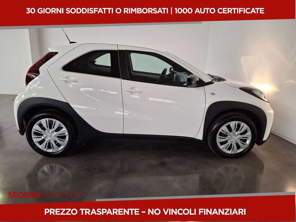 Toyota Aygo X nuova a Roma (12)