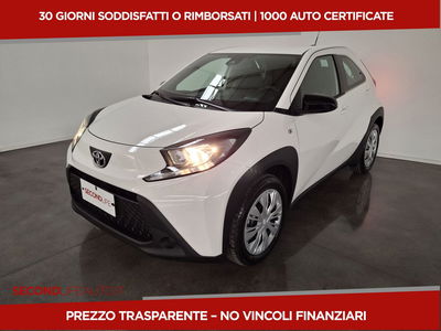 Toyota Aygo X 1.0 Active 72cv s-cvt nuova a Roma