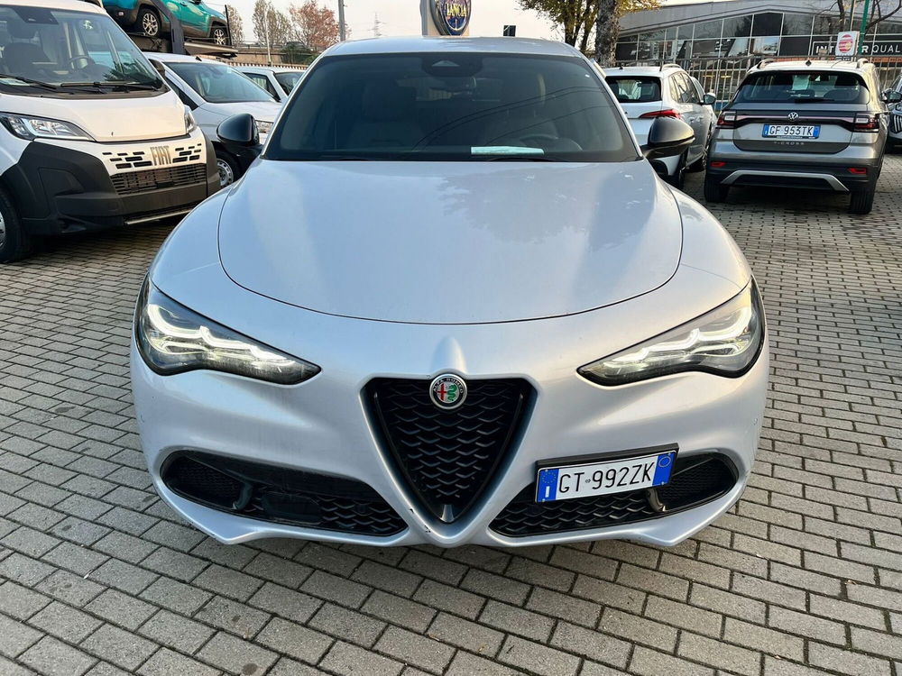 Alfa Romeo Stelvio usata a Milano (2)