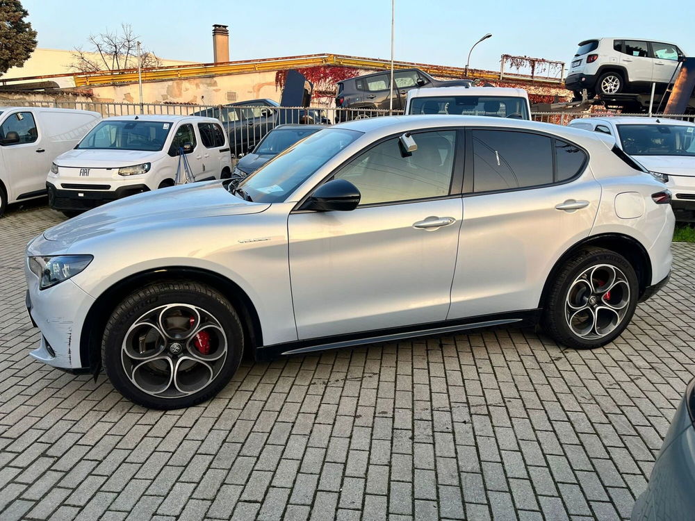 Alfa Romeo Stelvio usata a Milano (4)