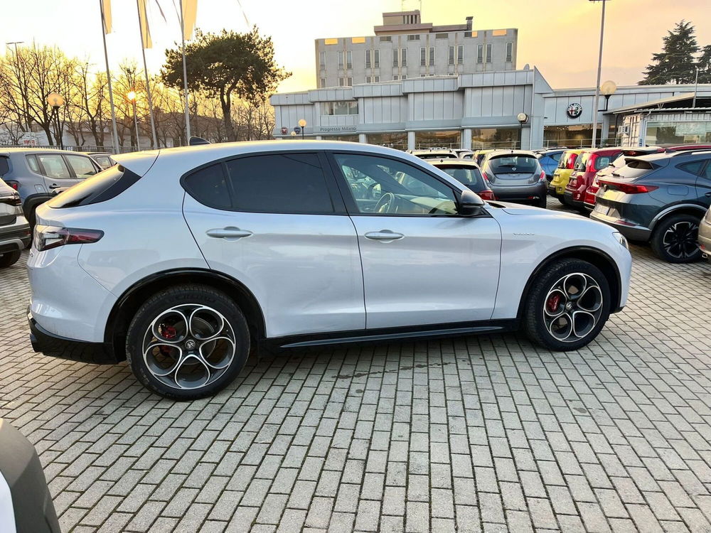 Alfa Romeo Stelvio usata a Milano (5)