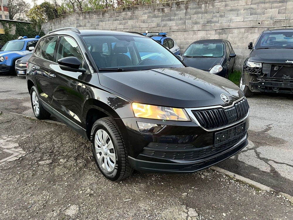 Skoda Karoq usata a Milano (2)