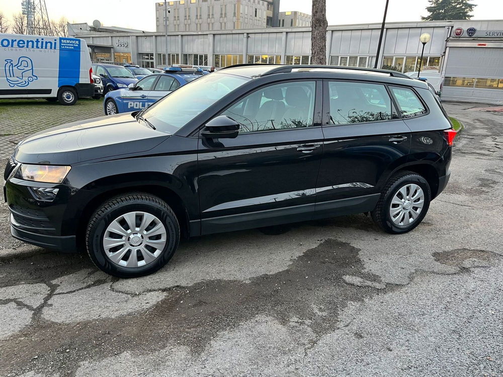 Skoda Karoq usata a Milano (3)