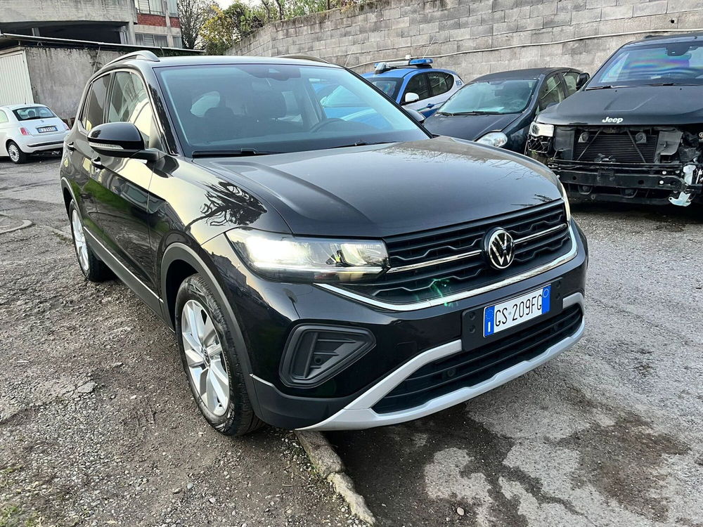 Volkswagen T-Cross usata a Milano (3)