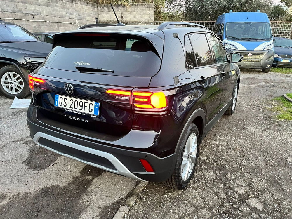 Volkswagen T-Cross usata a Milano (7)