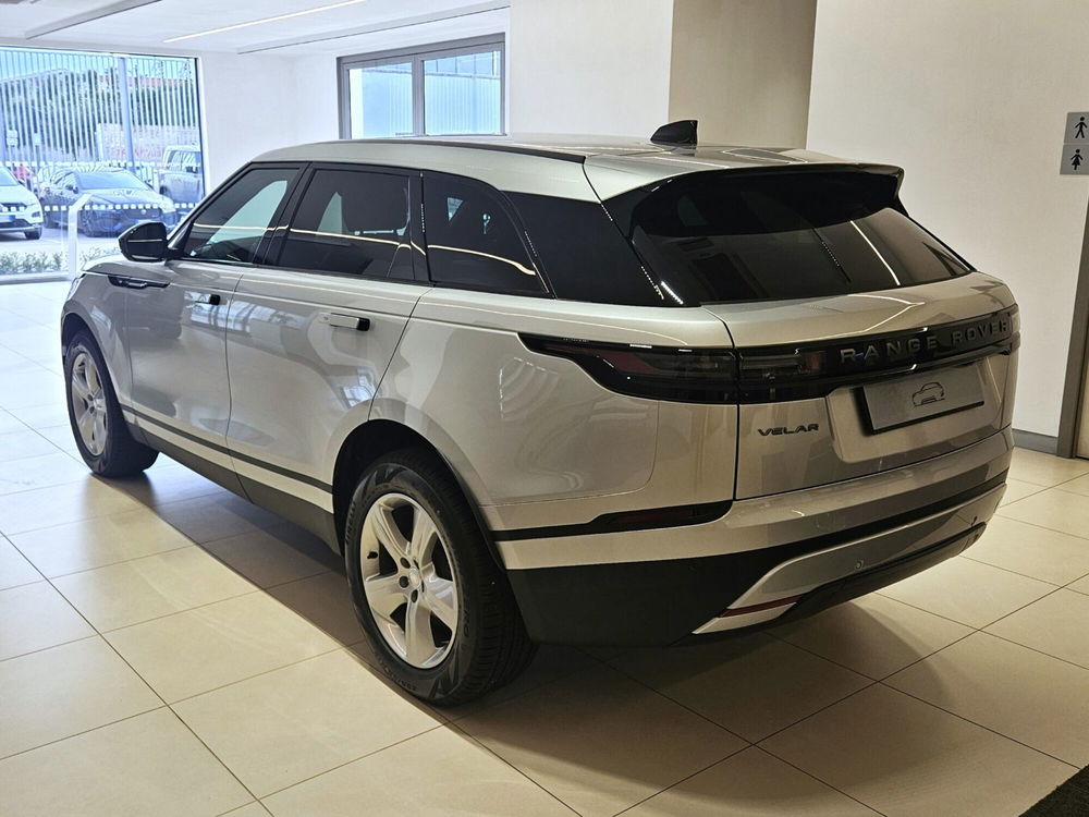 Land Rover Range Rover Velar nuova a Napoli (2)