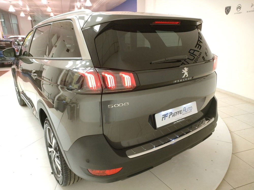 Peugeot 5008 usata a Teramo (9)