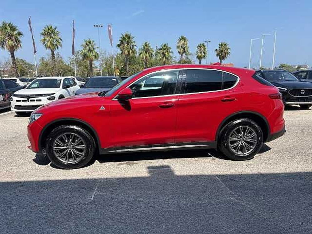 Alfa Romeo Stelvio usata a Ancona (2)