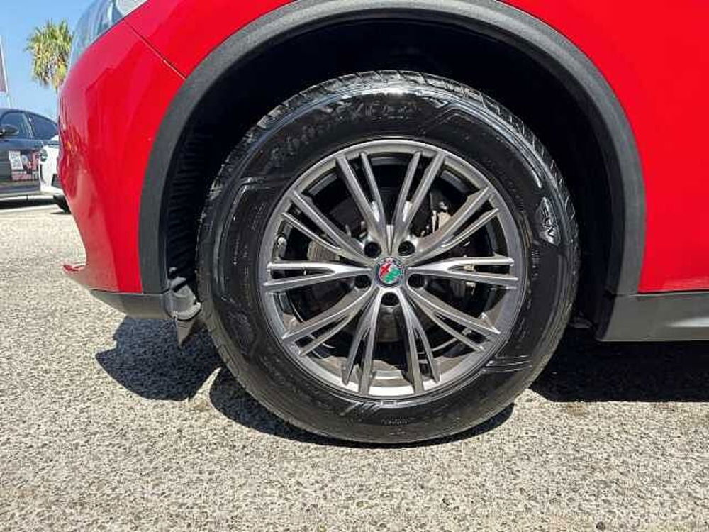 Alfa Romeo Stelvio usata a Ancona (9)