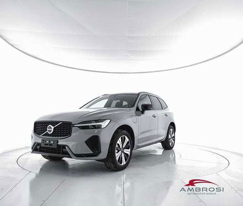 Volvo XC60 nuova a Viterbo