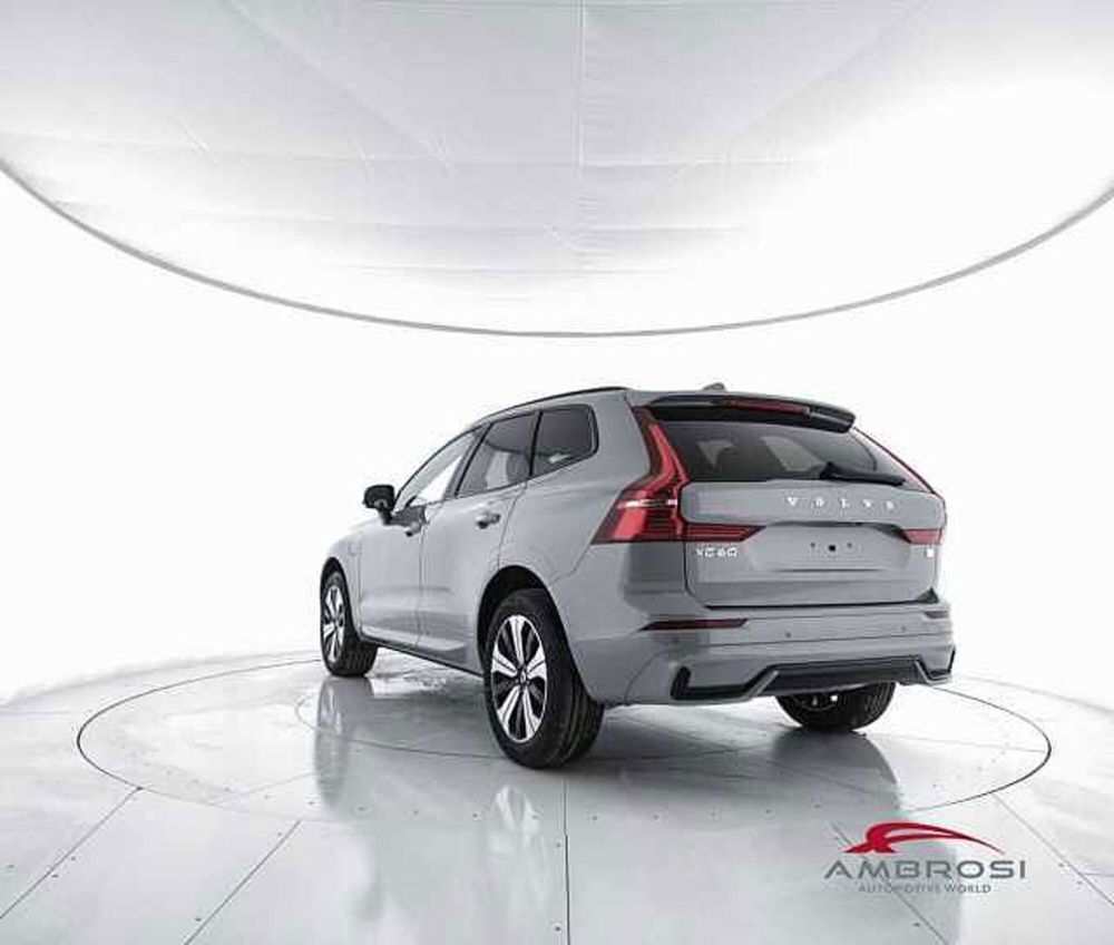 Volvo XC60 nuova a Viterbo (4)