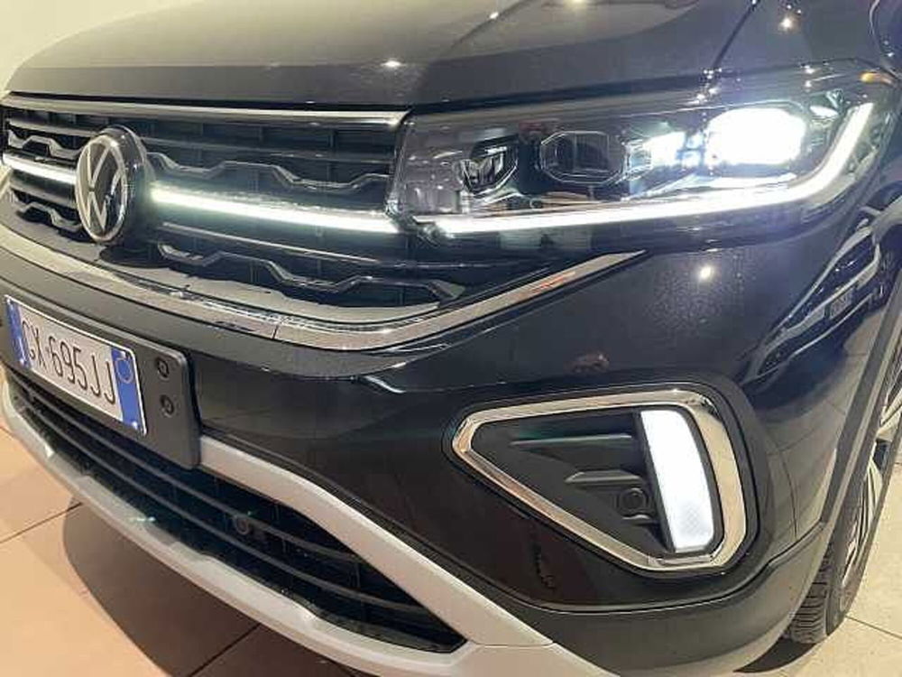 Volkswagen T-Cross nuova a Genova (15)