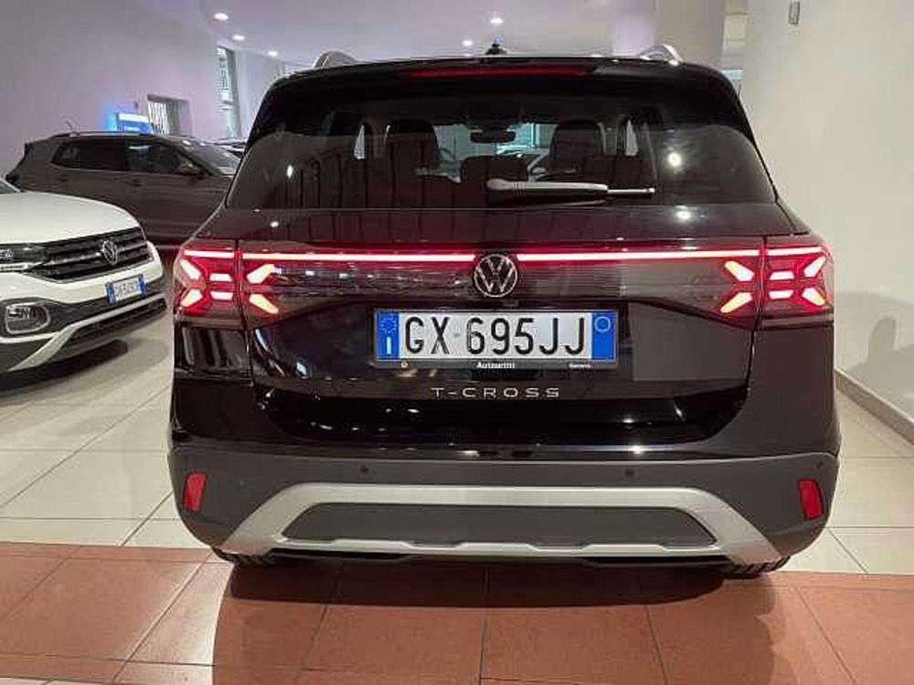 Volkswagen T-Cross nuova a Genova (4)