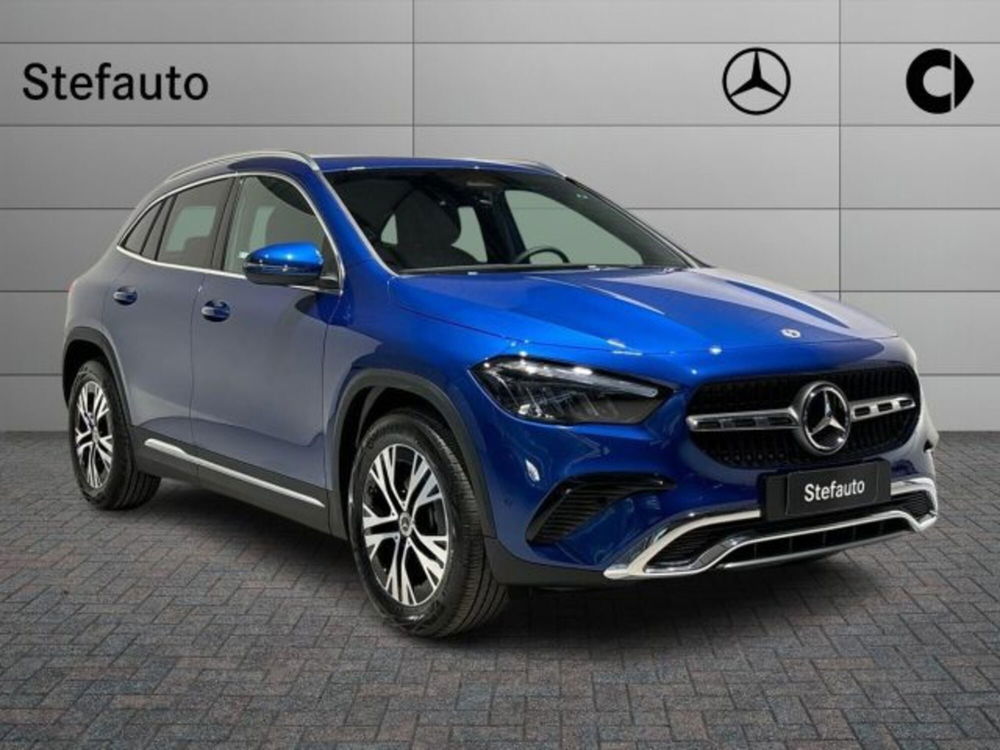 Mercedes-Benz GLA SUV nuova a Bologna