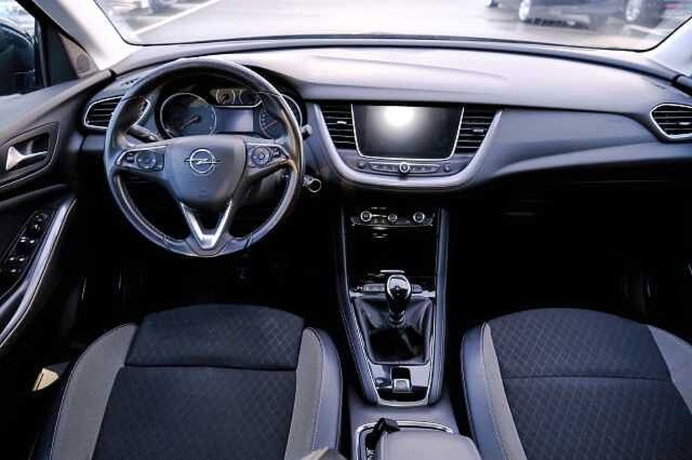 Opel Crossland X usata a Catanzaro (9)