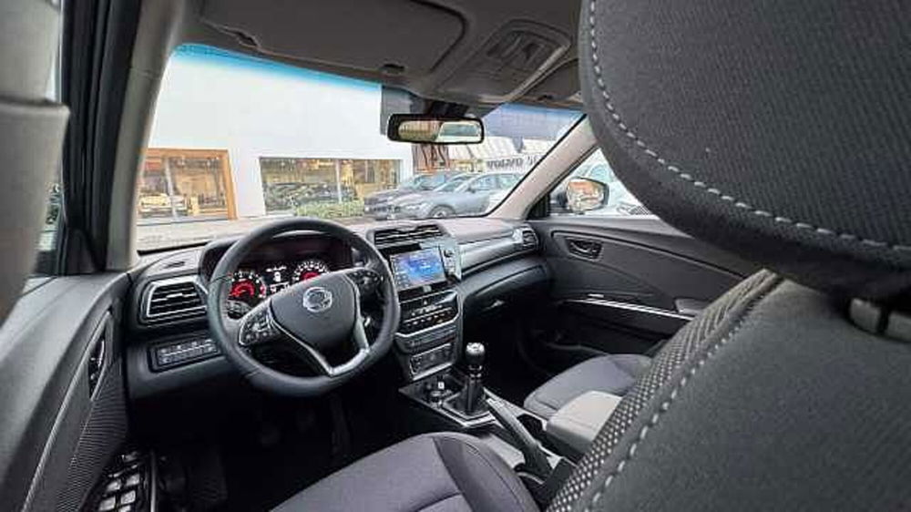 Ssangyong Tivoli nuova a Milano (18)