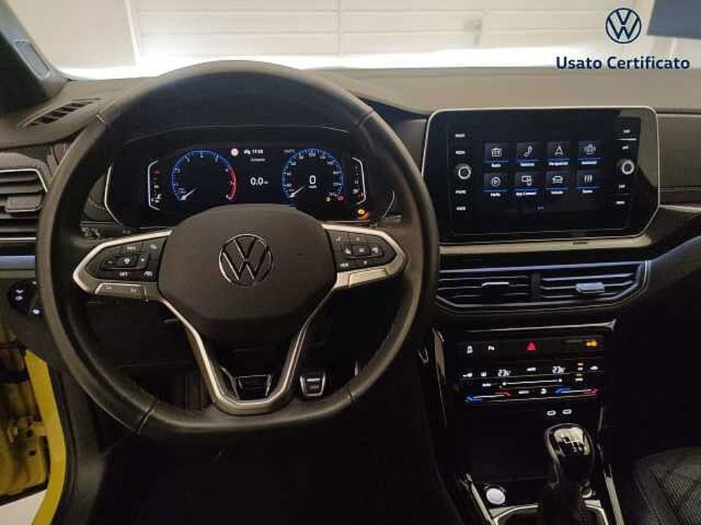 Volkswagen T-Cross usata a Varese (12)