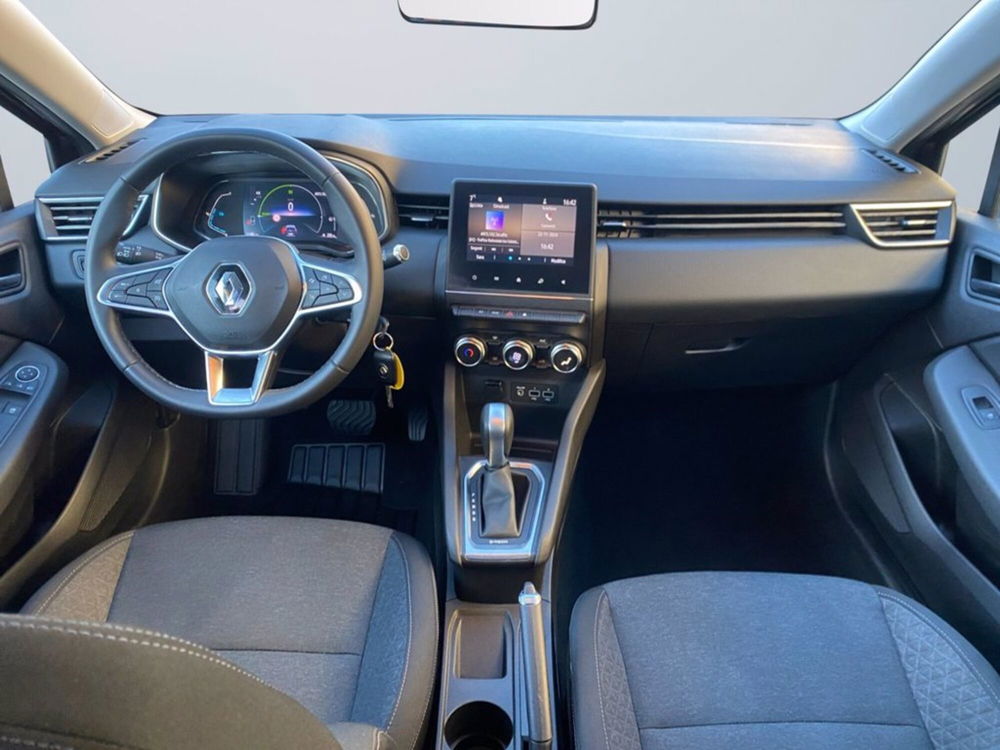 Renault Clio usata a Milano (12)