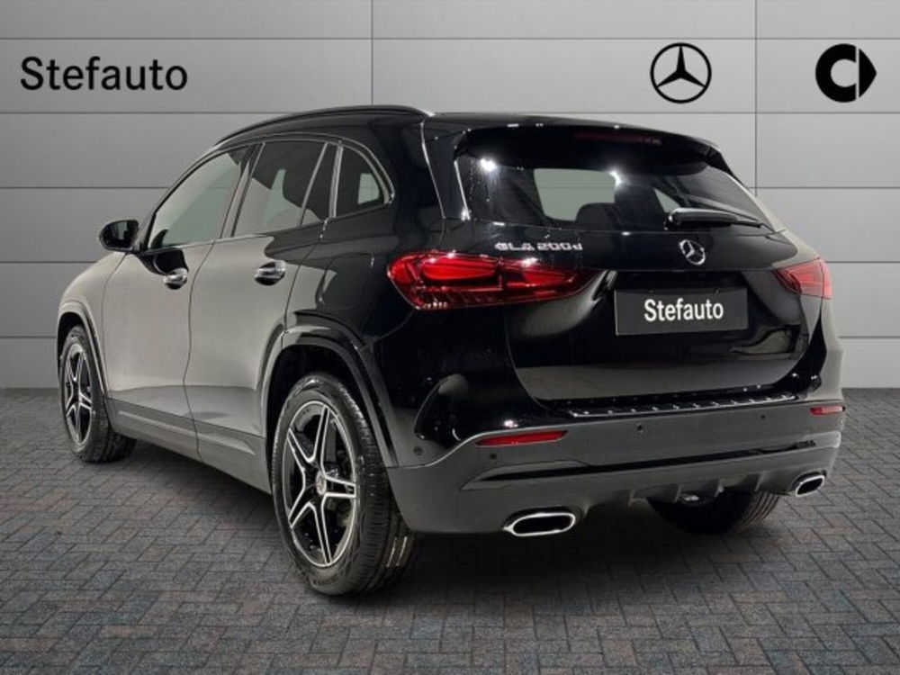 Mercedes-Benz GLA SUV nuova a Bologna (5)