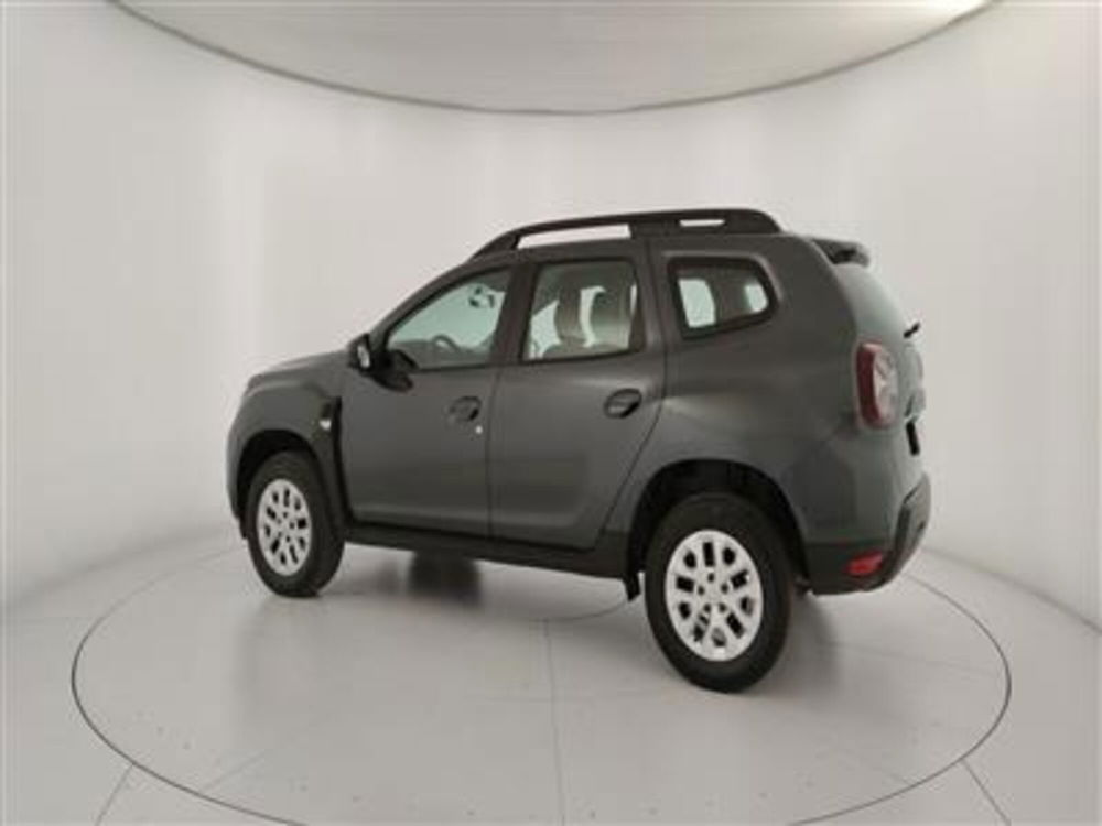 Dacia Duster usata a Bari (4)