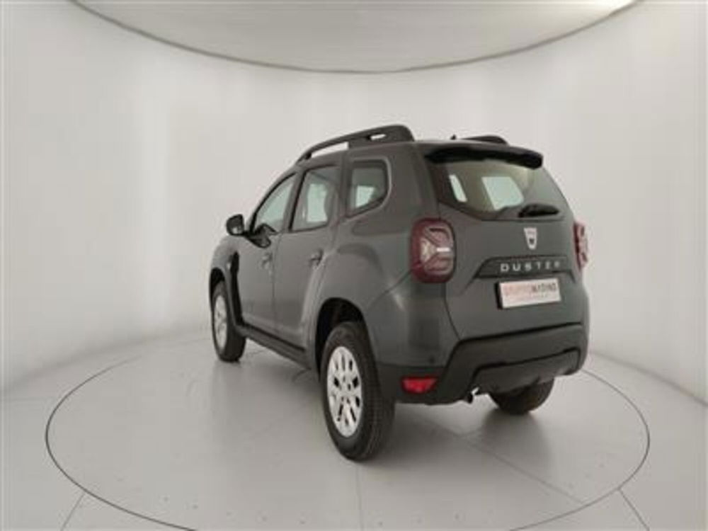 Dacia Duster usata a Bari (5)