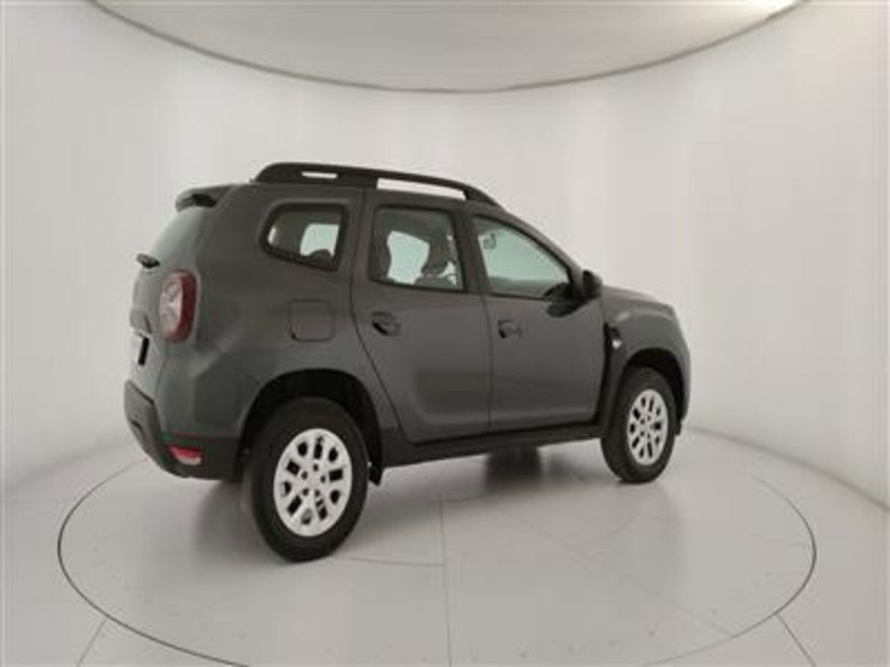 Dacia Duster usata a Bari (8)