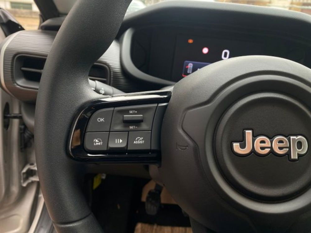 Jeep Avenger nuova a Cuneo (7)