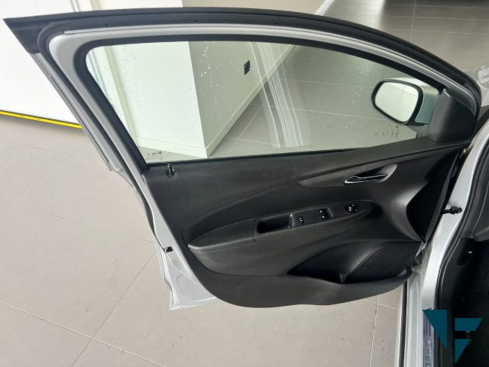 Opel Karl usata a Udine (17)