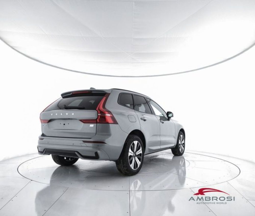 Volvo XC60 nuova a Perugia (3)