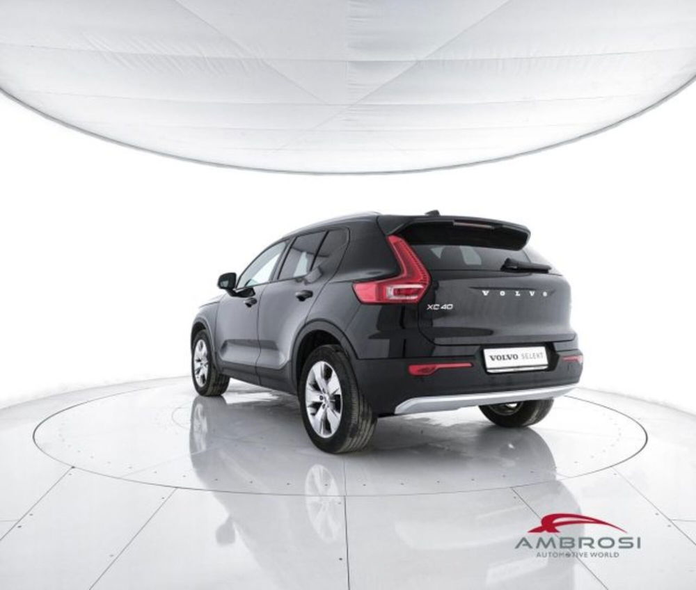 Volvo XC40 usata a Perugia (4)