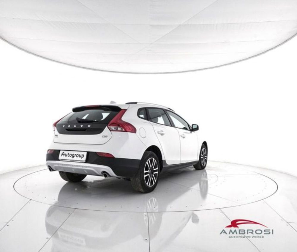 Volvo V40 Cross Country usata a Perugia (3)