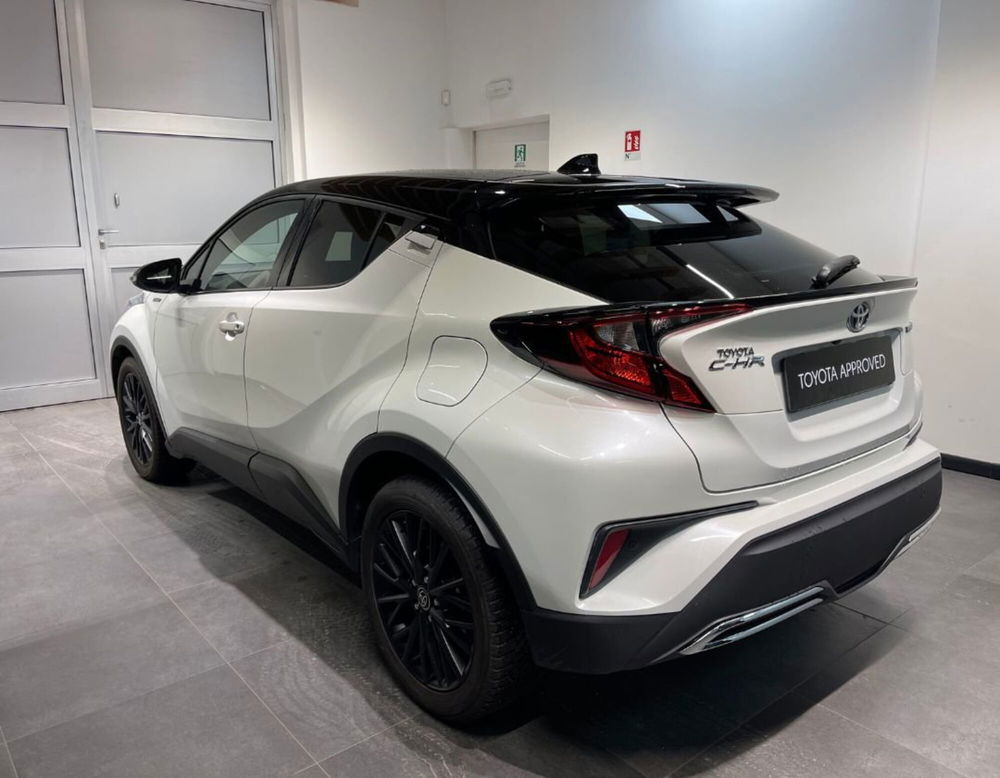 Toyota Toyota C-HR usata a Ferrara (17)