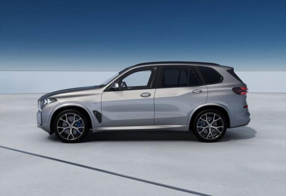 BMW X5 nuova a Modena (4)