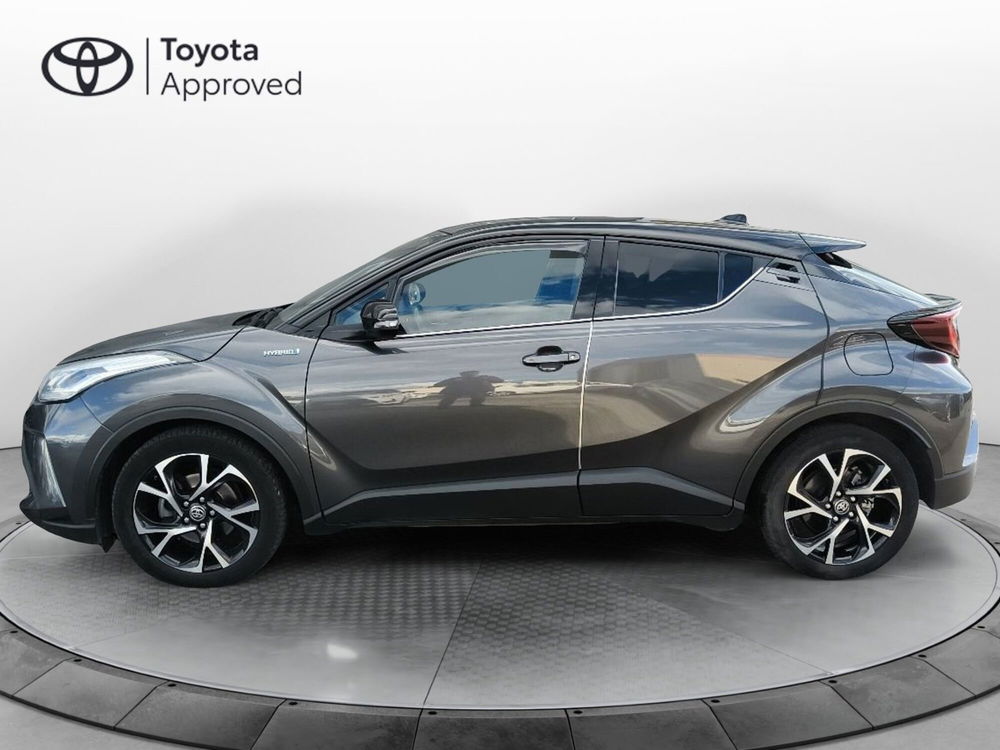 Toyota Toyota C-HR usata a Reggio Calabria (3)