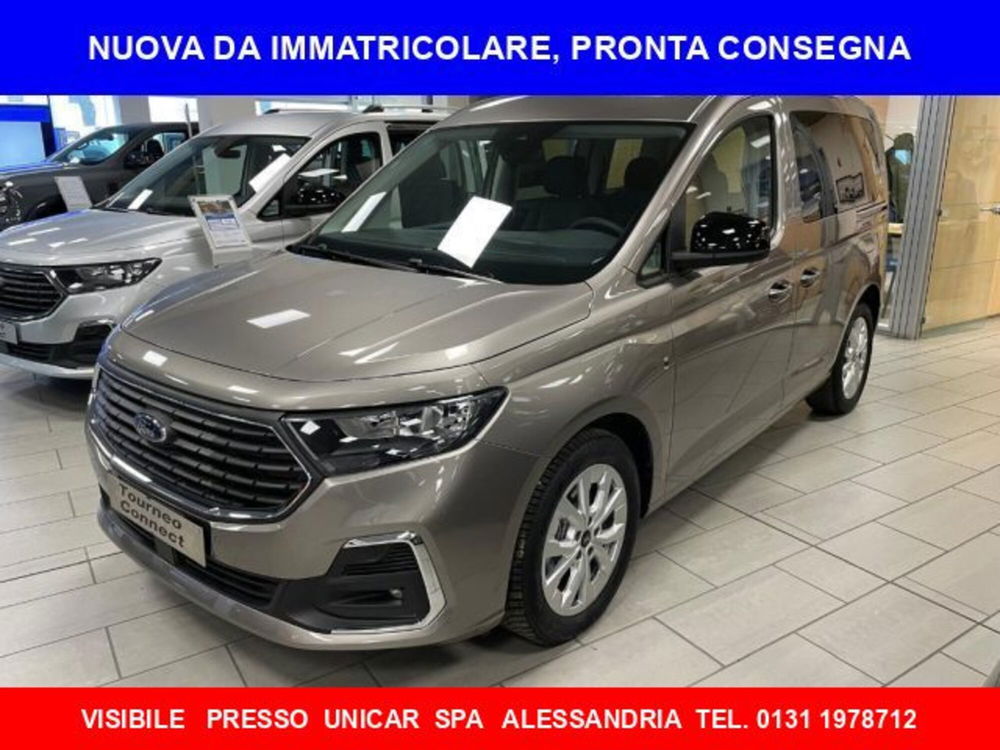 Ford Tourneo Connect nuova a Cuneo