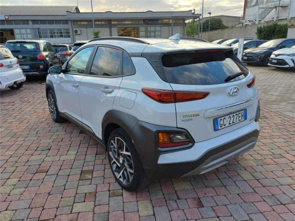 Hyundai Kona usata a Bari (3)