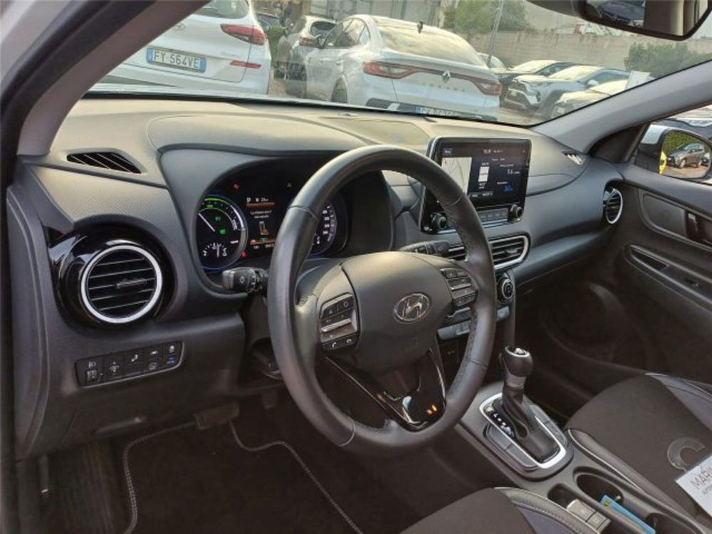 Hyundai Kona usata a Bari (8)