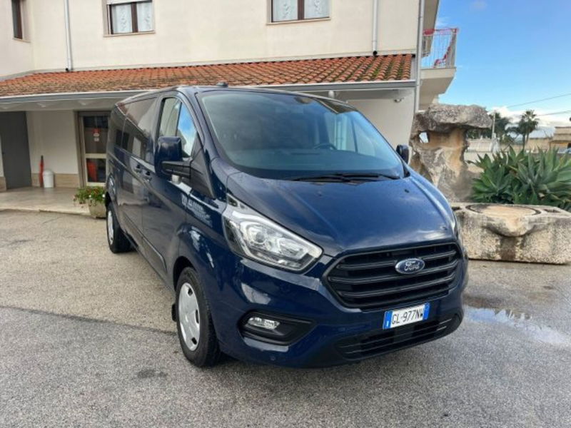 Ford Transit Custom Furgone 320 2.0 EcoBlue Hybrid 170 PL Combi Trend del 2021 usata a Alcamo