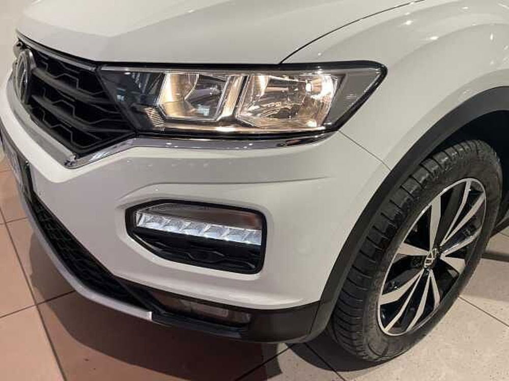 Volkswagen T-Roc usata a Genova (15)