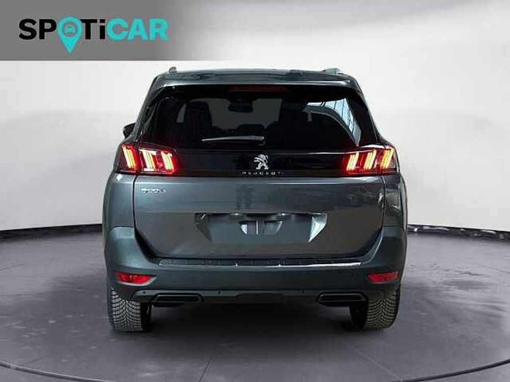 Peugeot 5008 nuova a Treviso (5)