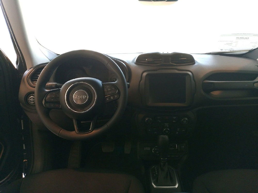 Jeep Renegade usata a Lecce (18)